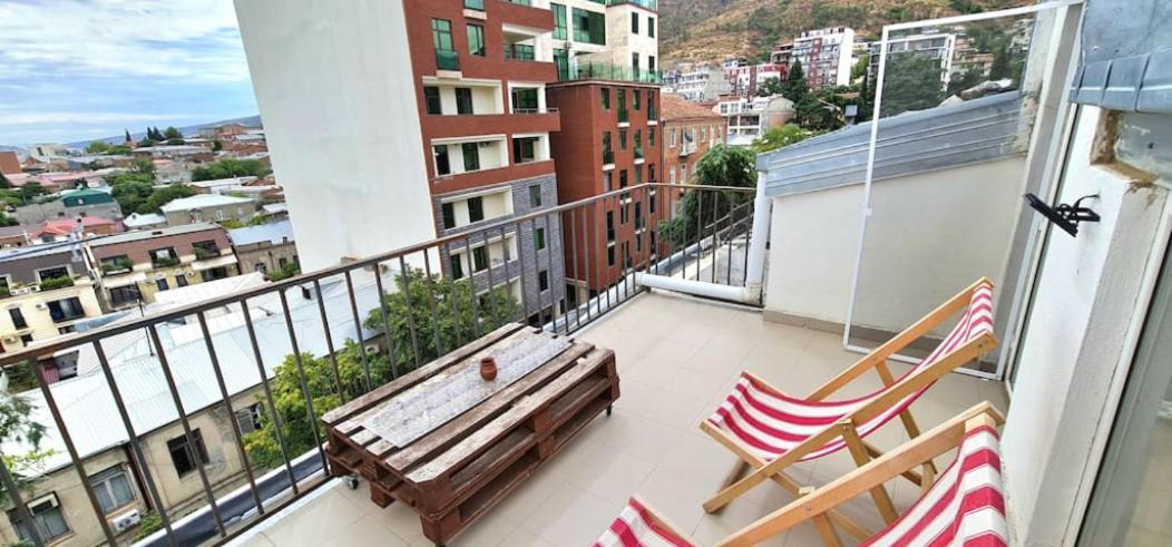 Duplex Apartment In The City Center Tbilisi Luaran gambar