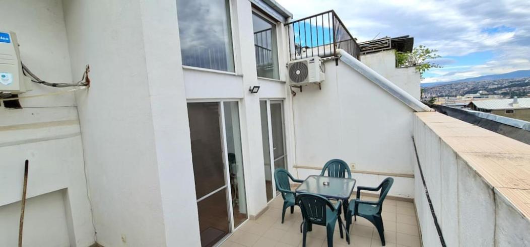 Duplex Apartment In The City Center Tbilisi Luaran gambar